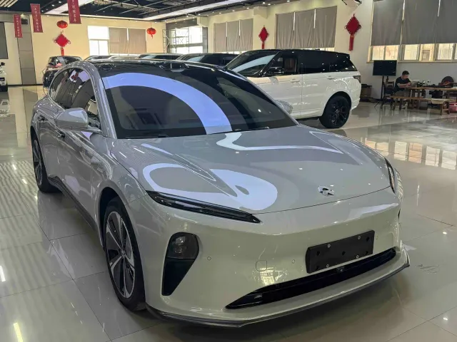 Nio ET5 Touring — Фото автомобиля 13