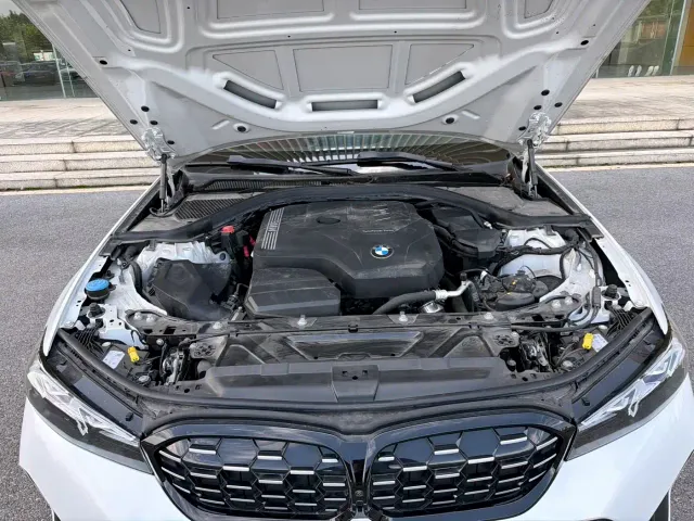 BMW 3 Series — Фото автомобиля 14