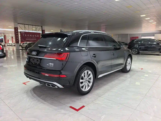 Audi Q5L — Фото автомобиля 6