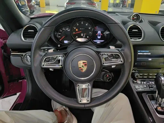 Porsche 718 — Фото автомобиля 10
