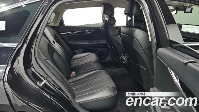 Genesis G80 Бензин 2.5 турбо AWD — Фото автомобиля 10