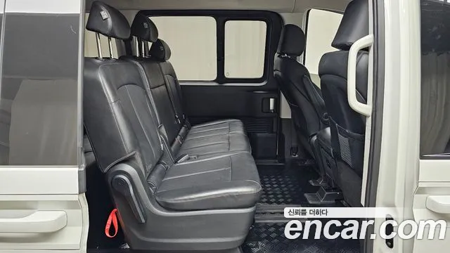 Hyundai Staria — Фото автомобиля 16