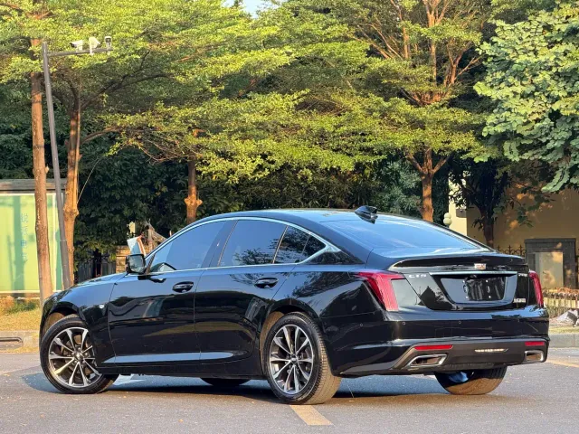Cadillac CT5 — Фото автомобиля 6