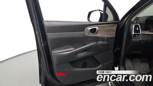 Kia Sorento Sorento 4-е поколение Бензин 2.5T 2WD — Фото автомобиля 24