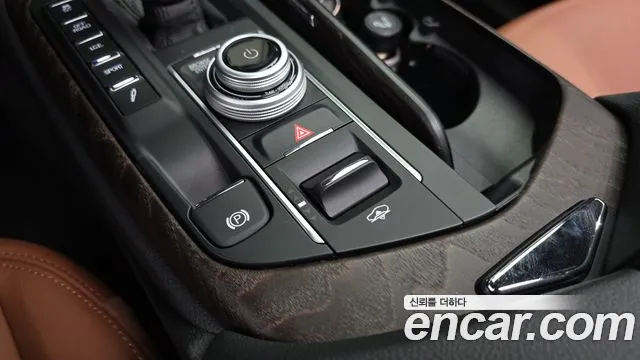 Maserati Levante — Фото автомобиля 26