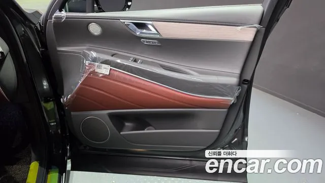 Genesis GV80 — Фото автомобиля 24