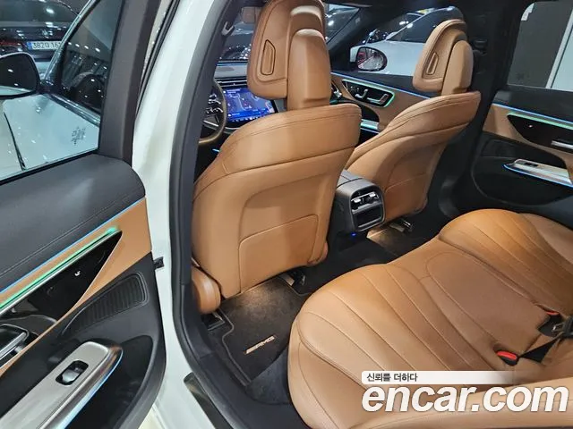 Mercedes-Benz E-Class W214 — Фото автомобиля 11