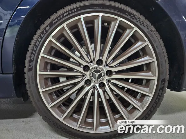 Mercedes-Benz C-Class W206 — Фото автомобиля 19