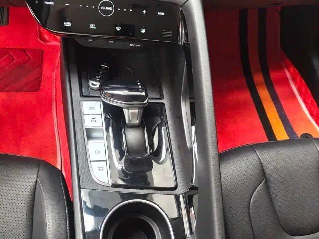 Hyundai Elantra — Фото автомобиля 8