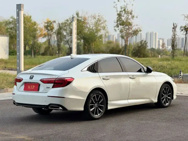 Honda Inspire — Фото автомобиля 5