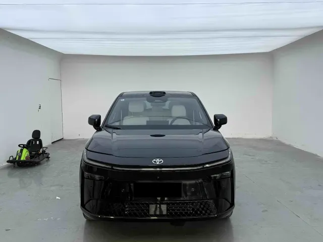 Toyota BoZhi 3X — Фото автомобиля 3