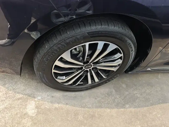 JAC Refine RF8 — Фото автомобиля 22