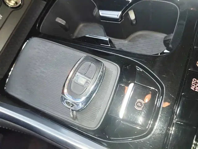 Maxus G50 — Фото автомобиля 8
