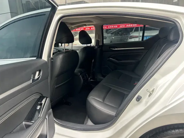 Nissan Teana — Фото автомобиля 7
