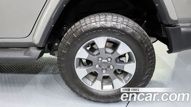 Jeep Wrangler Wrangler (JL) 2.0 Overland 4 двери — Фото автомобиля 19