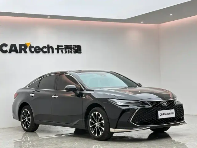 Toyota Avalon — Фото автомобиля 6