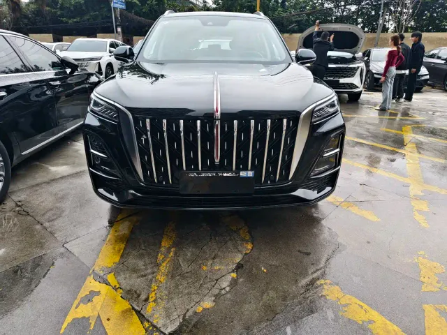 Hongqi HS5 — Фото автомобиля 2