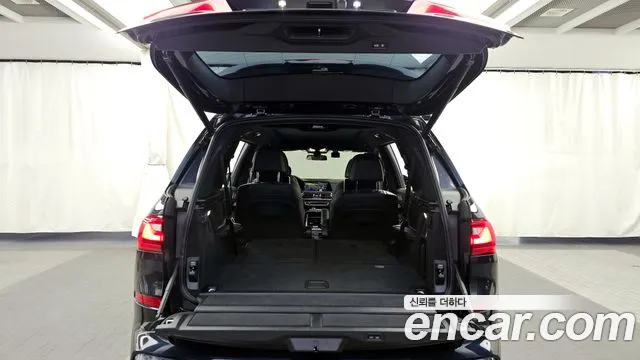 BMW X7 — Фото автомобиля 20