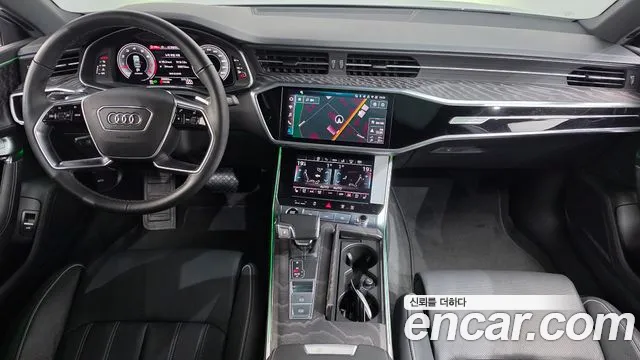Audi A7 4K — Фото автомобиля 10