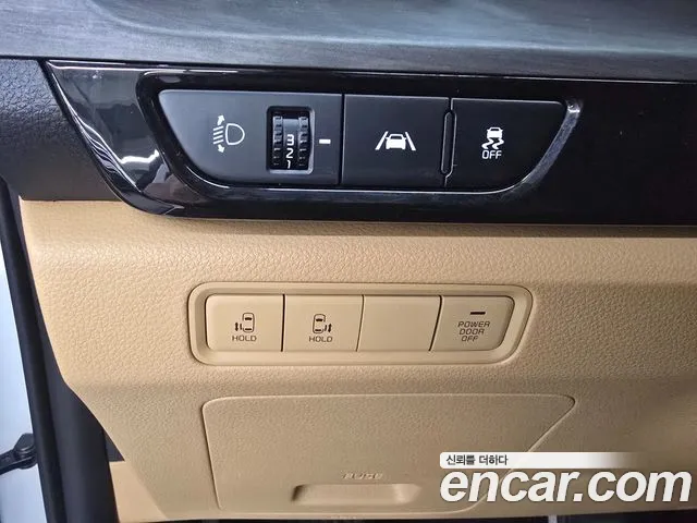 Kia Canival Carnival 4 поколение Бензин 9 мест Prestige — Фото автомобиля 6