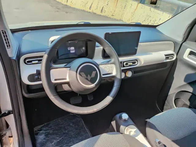 Wuling Hongguang Mini EV — Фото автомобиля 8