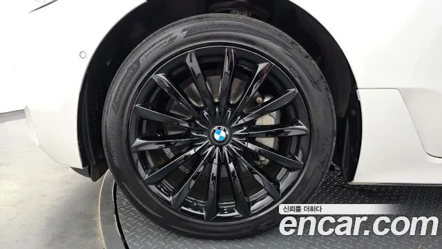 BMW Gran Turismo — Фото автомобиля 5