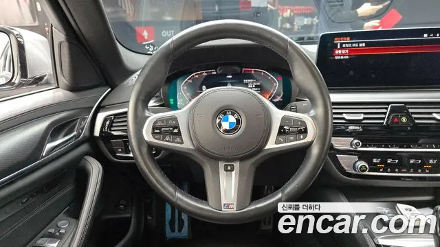 BMW 5-Series — Фото автомобиля 13
