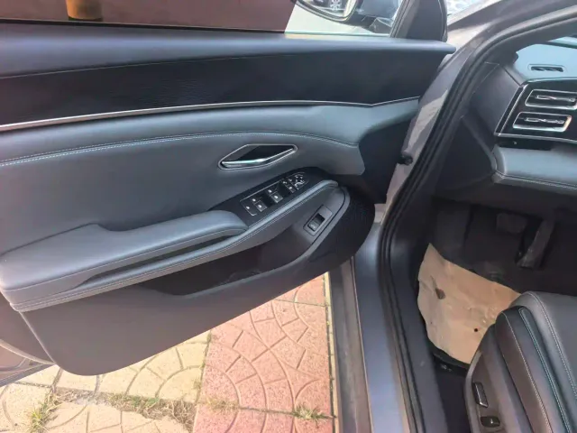 BYD Qin L — Фото автомобиля 8