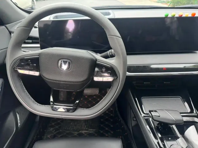 Changan Raeton Plus — Фото автомобиля 5