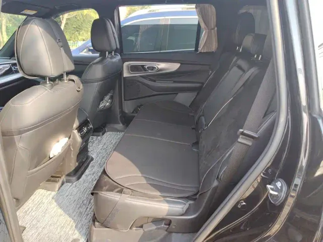 GAC Trumpchi GS8 — Фото автомобиля 14