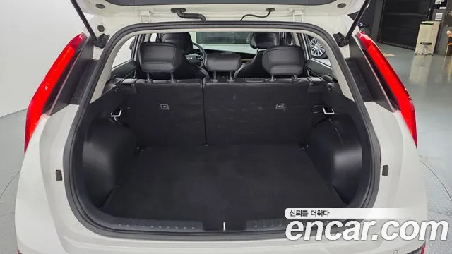 Kia Niro The All New Niro Prestige — Фото автомобиля 20