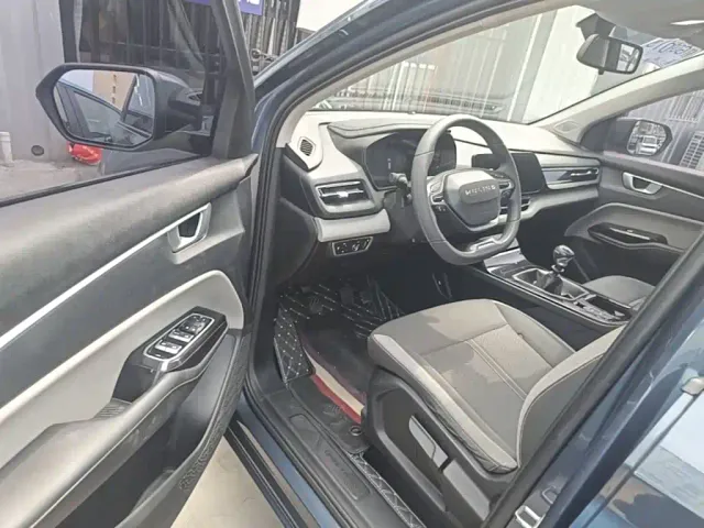 Wuling Motors Wuling Victory 2020 1.5T Manual Elite Edition — Фото автомобиля 15