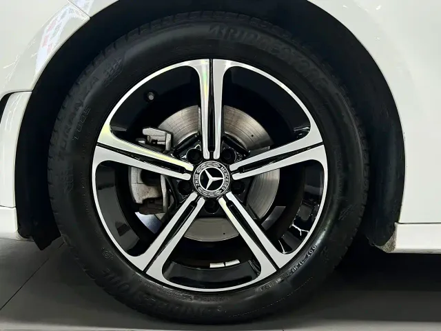 Mercedes-Benz A-Class — Фото автомобиля 9