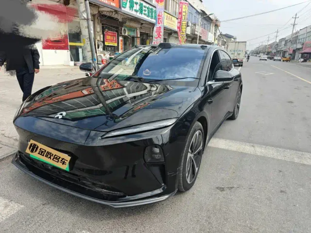 Фотография автомобиля — Nio ET5 Touring