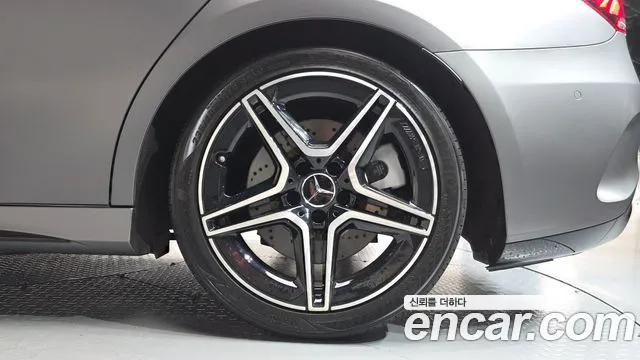 Mercedes-Benz A-Class W177 — Фото автомобиля 21