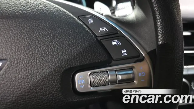 Genesis G80 Бензин 2.5 турбо AWD — Фото автомобиля 12
