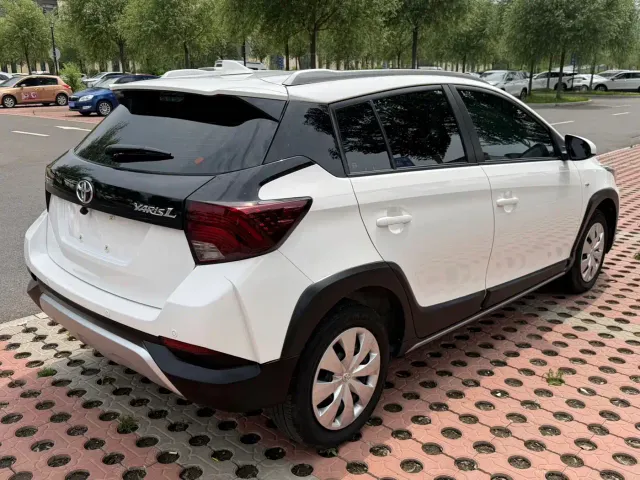 Toyota YARiS L Zhi Xuan 2022 1.5L CVT Leading PLUS Edition — Фото автомобиля 6