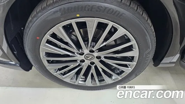 Lexus RX — Фото автомобиля 5
