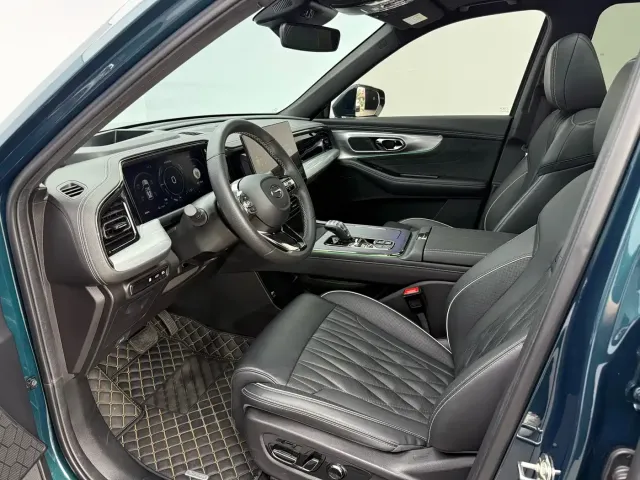 GAC Trumpchi Trumpchi GS8 2022 Dual Engine Series 2.0TM 2WD Premium Edition (6-Seater) — Фото автомобиля 8