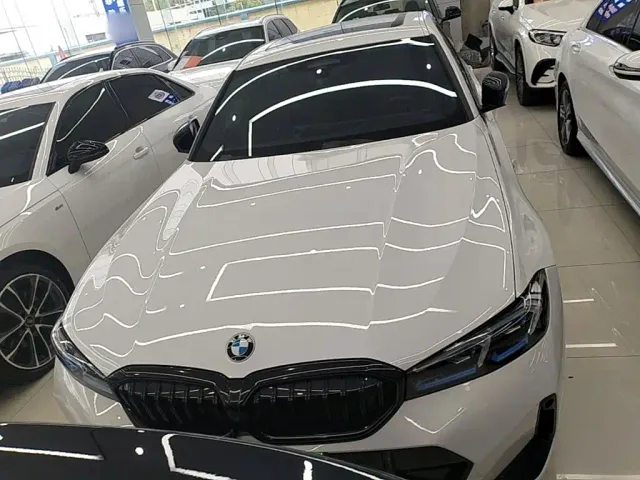 BMW 3 Series — Фото автомобиля 2