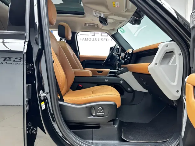 Land Rover Defender — Фото автомобиля 22