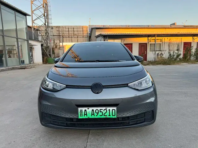 Volkswagen ID.3 — Фото автомобиля 2