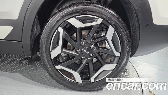 Kia Seltos Новый Seltos Бензин 1.6 турбо 2WD — Фото автомобиля 6