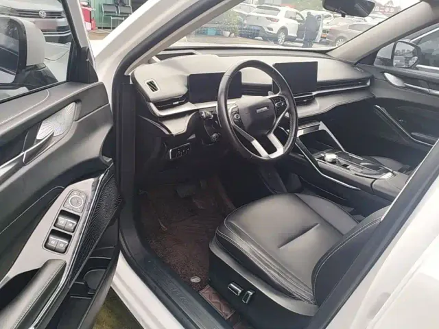Haval H6 — Фото автомобиля 15