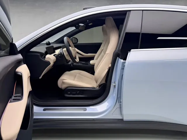 Nio ET5 Touring — Фото автомобиля 11