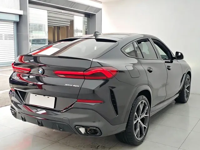 BMW X6 — Фото автомобиля 17