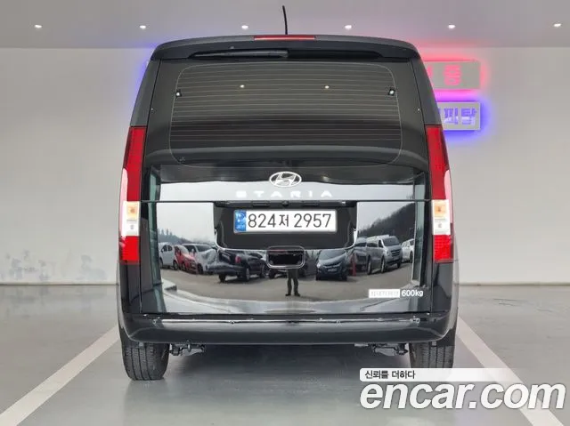 Hyundai Staria Staria L3.5 Карго 5 мест — Фото автомобиля 4