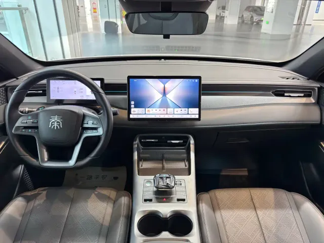 BYD Qin PLUS — Фото автомобиля 10