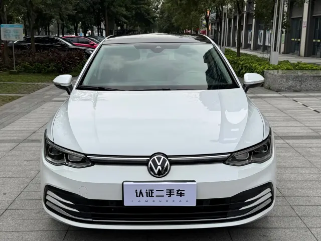 Volkswagen Golf — Фото автомобиля 2