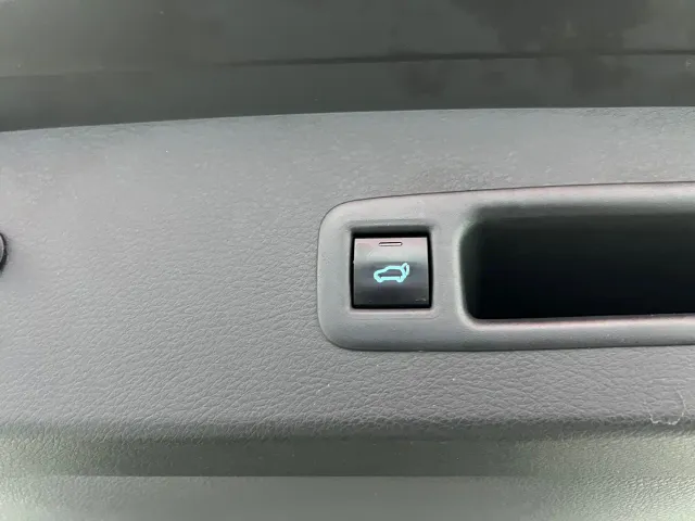 Toyota Granvia — Фото автомобиля 18